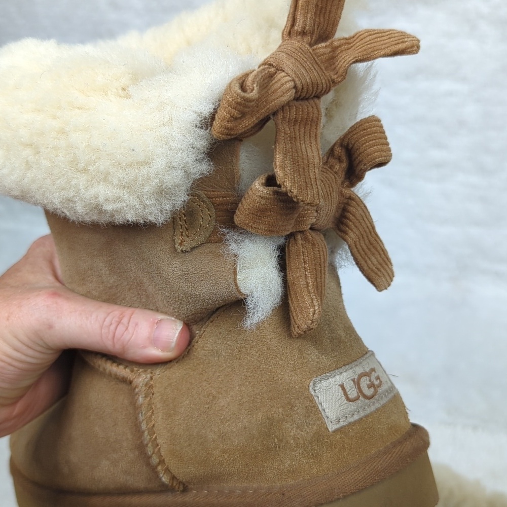 UGG Shearling Ankle Boots Womens 8 Tan Suede Flats Shoes - Picture 10 of 12